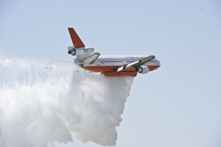 Pilot Killed in Montana Waterbombing Crash Fighting Horse Gulch Fire