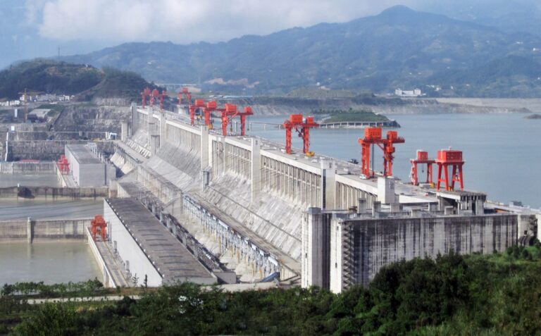 China’s Three Gorges Dam: 22,500 MW Power, Heavy Costs