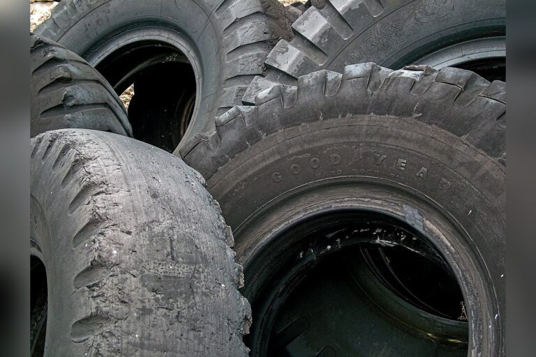 How 6PPD-Quinone Forms: From Tire Wear to Ozone Reaction