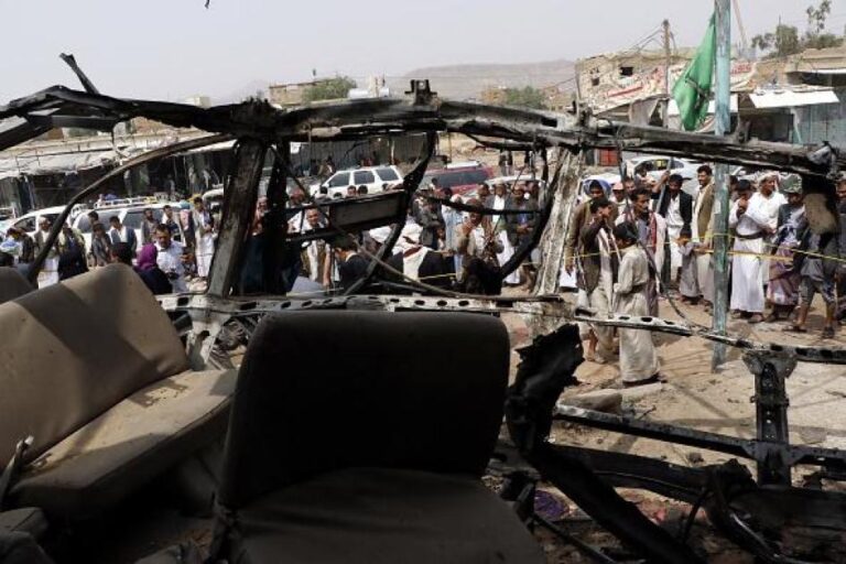 Yemen Bus Crash Kills 14 on War-Damaged Highway