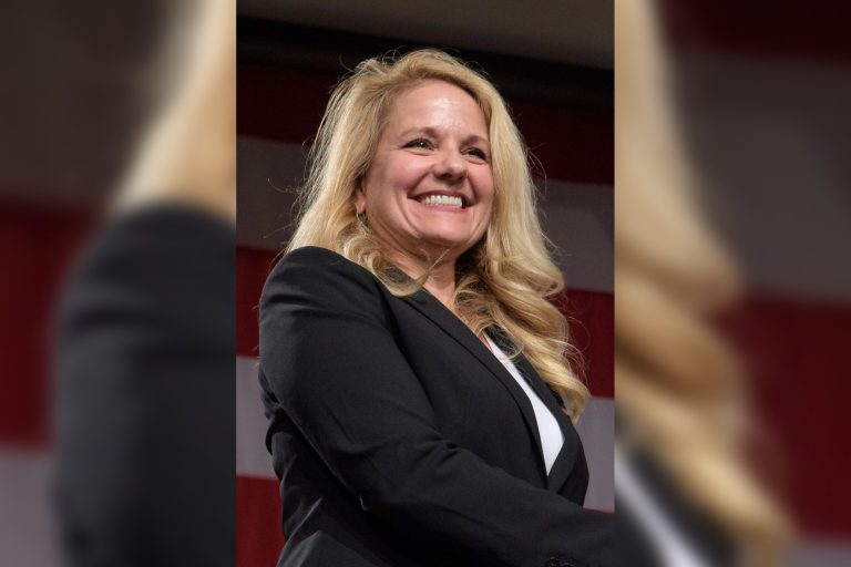 Elon Musk and Gwynne Shotwell: Leadership in SpaceX’s Rise