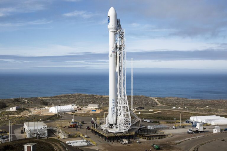 SpaceX’s High-Frequency Launches Raise Questions About Ground-Level Space Weather