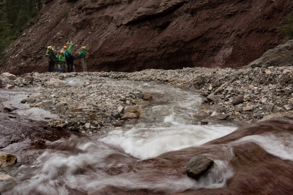 China Earthquake Administration Identifies Surface Rupture Zone in Baqen