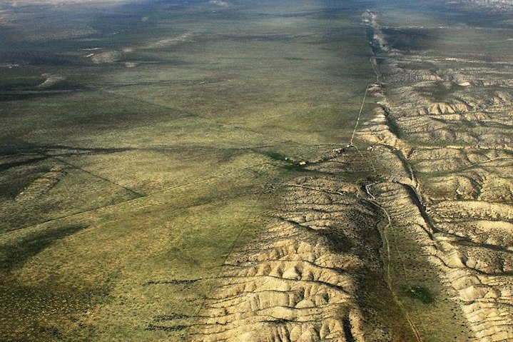 Distant Quakes Reveal Hidden Fault Shapes That Alter California Shake Risk