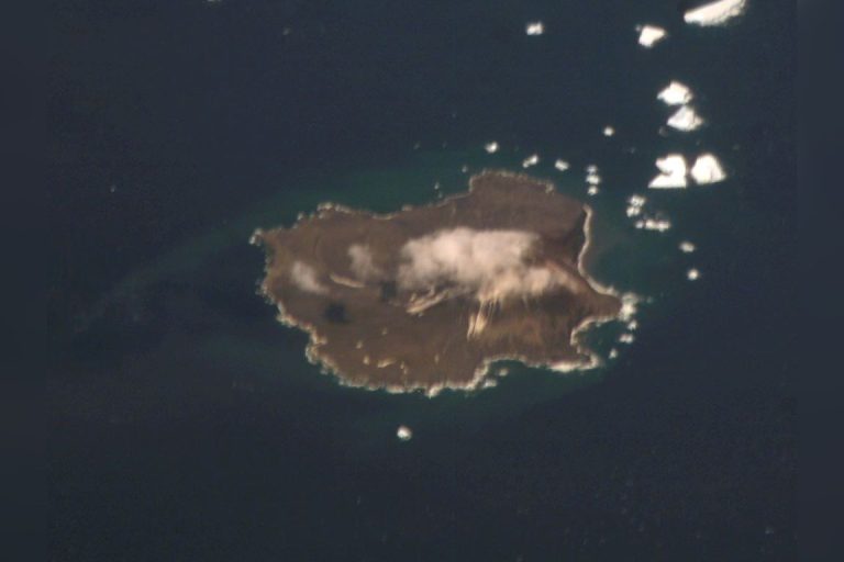 Magnitude 5.3 earthquake strikes South Sandwich Islands region