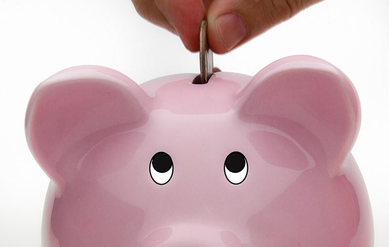 The Average American Savings Account Balance: A Deep Dive into Household Finances
