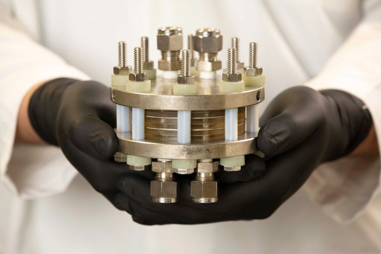 Researchers Find Fossil-Fuel-Free Method for Clean Hydrogen Production